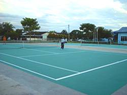 tennis courts with Fibre Mesh System